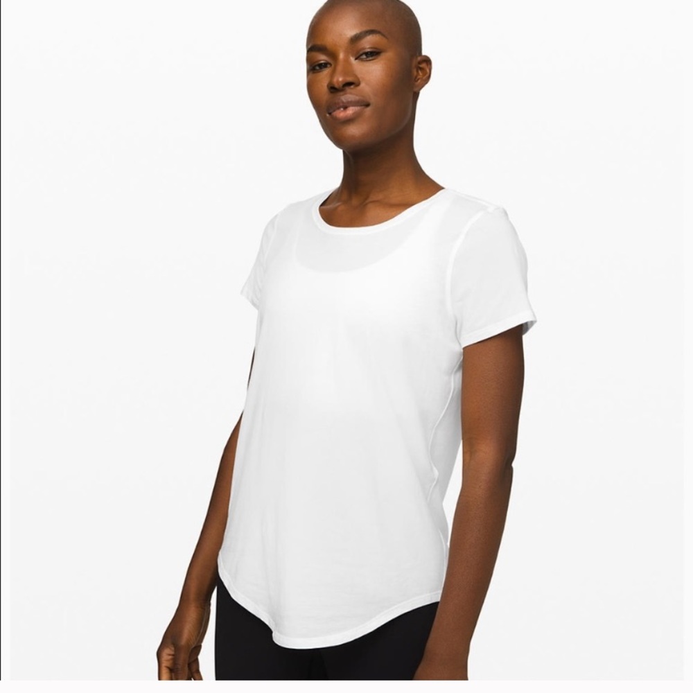 Lululemon tee